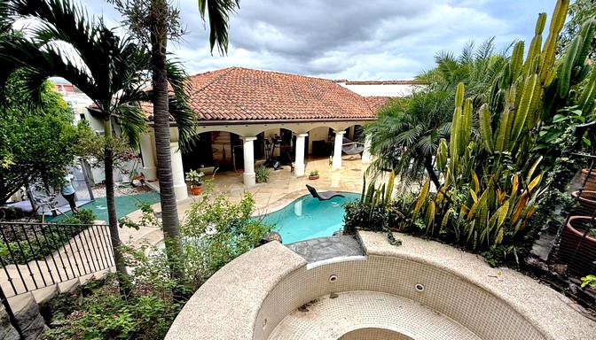 foto piscina 2